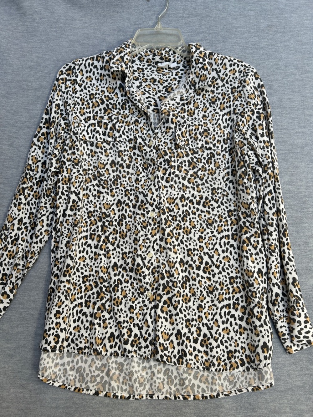 GAP Animal Print Buttery Soft Long Sleeve Button Up Shirt with 2 Pockets